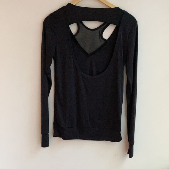59 SplitsFiftyNine Cut Out Black Athletic Leisure Top Size Small - Picture 2 of 7